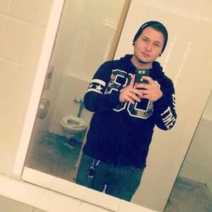 Meet your Posher, Chris